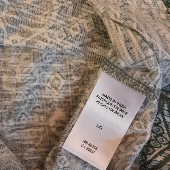 Lucky Brand Green/White/Blue Geometric Print Top, Large, NWT - Picture 9 of 12